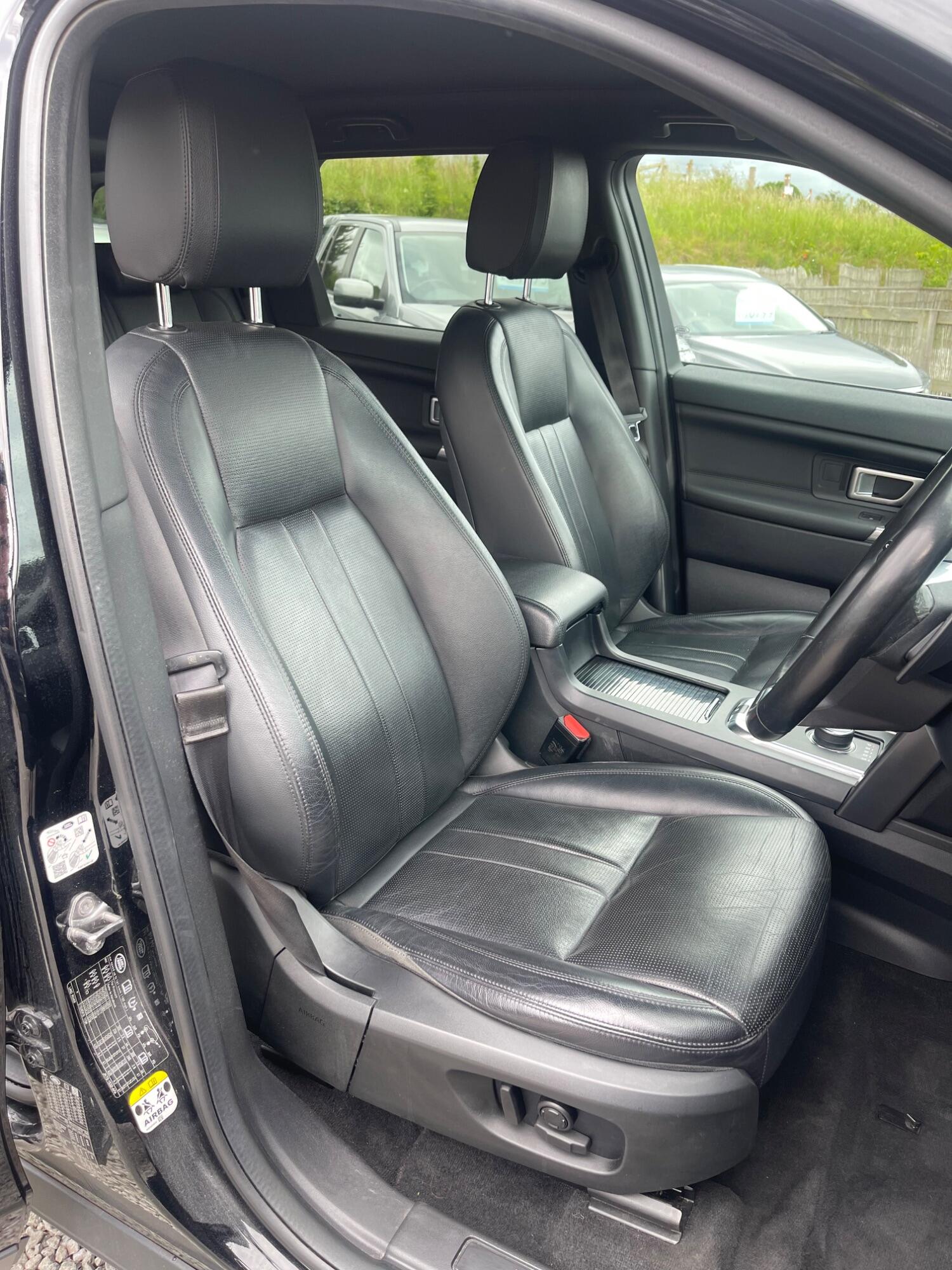 Used Land Rover Discovery Sport 2019 for sale - 76794400: Photo 9