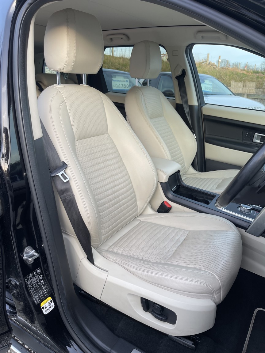 Used Land Rover Discovery Sport 2015 for sale - 77968647: Photo 10