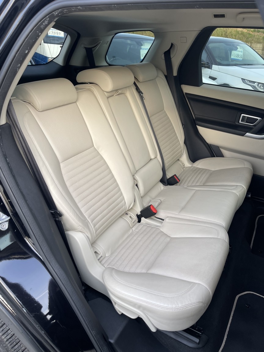 Used Land Rover Discovery Sport 2015 for sale - 77968647: Photo 14