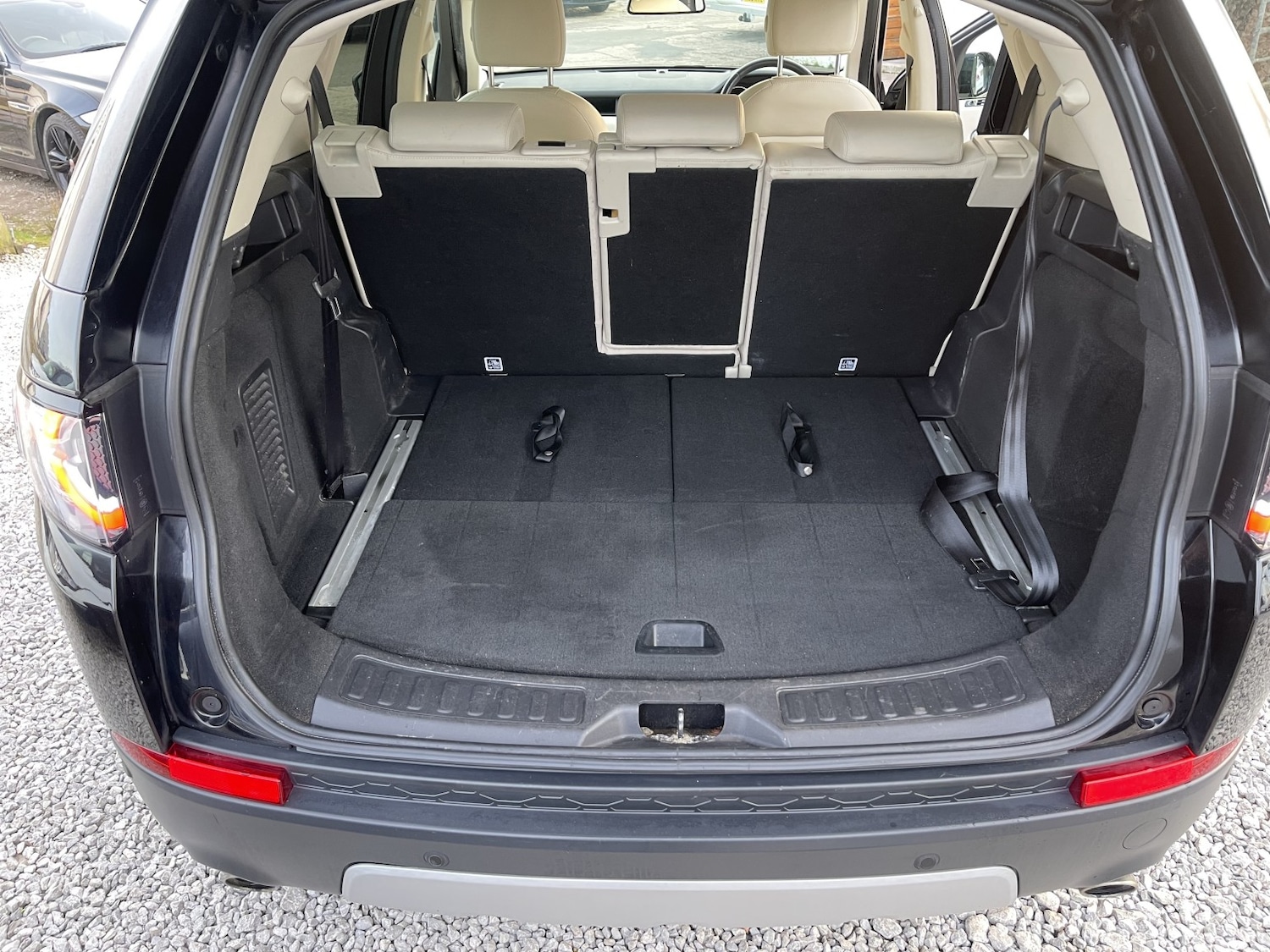 Used Land Rover Discovery Sport 2015 for sale - 77968647: Photo 15