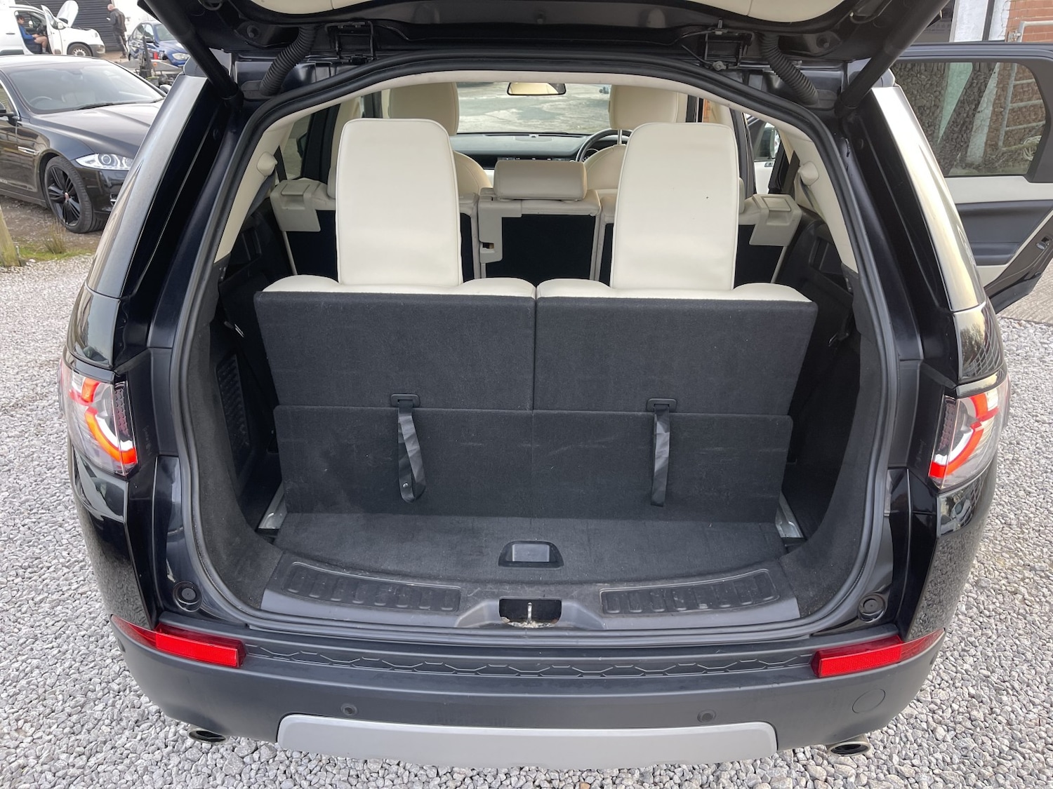 Used Land Rover Discovery Sport 2015 for sale - 77968647: Photo 19