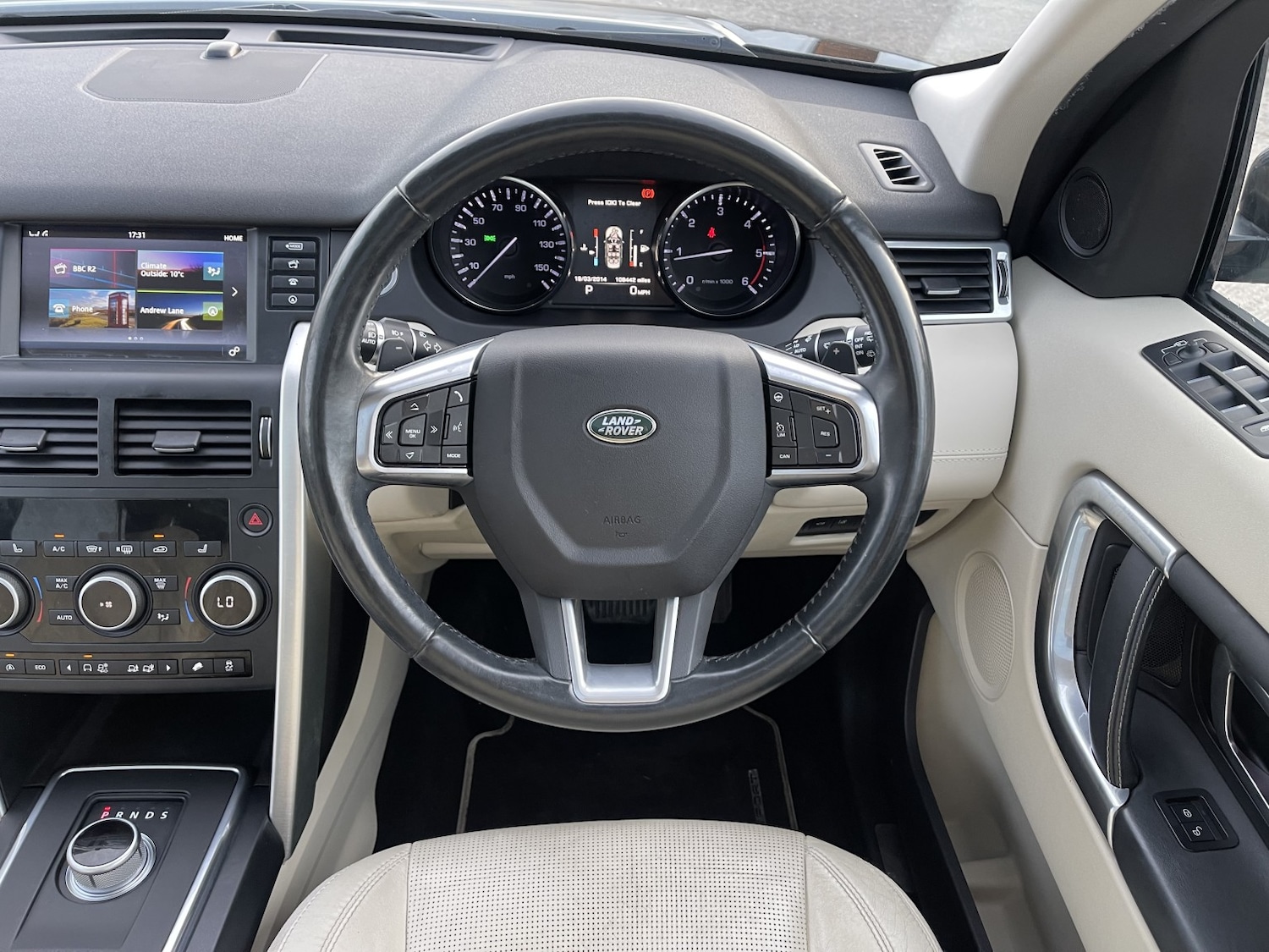 Used Land Rover Discovery Sport 2015 for sale - 77968647: Photo 25