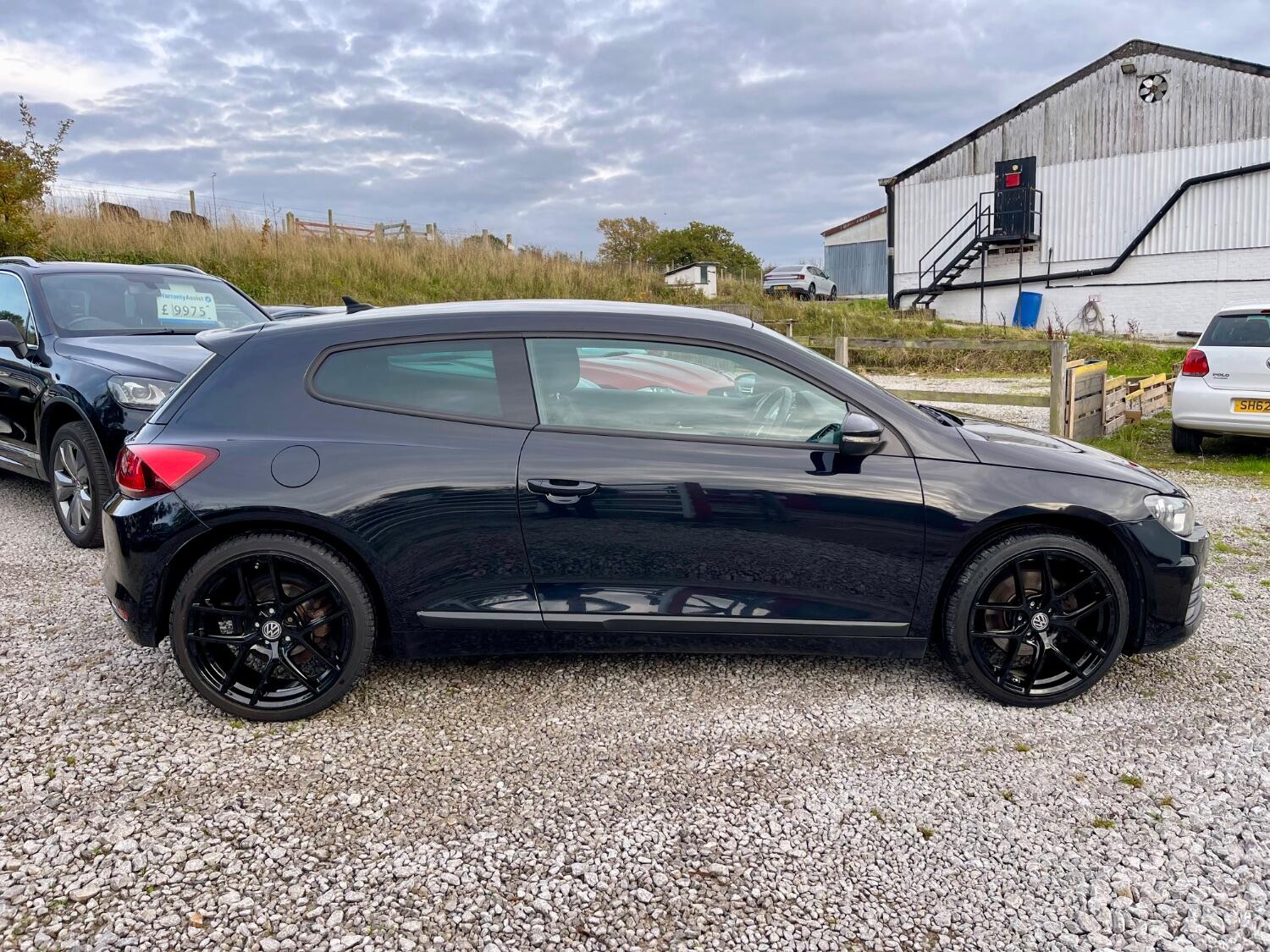 Used Volkswagen Scirocco 2017 for sale - 76347215: Photo 8