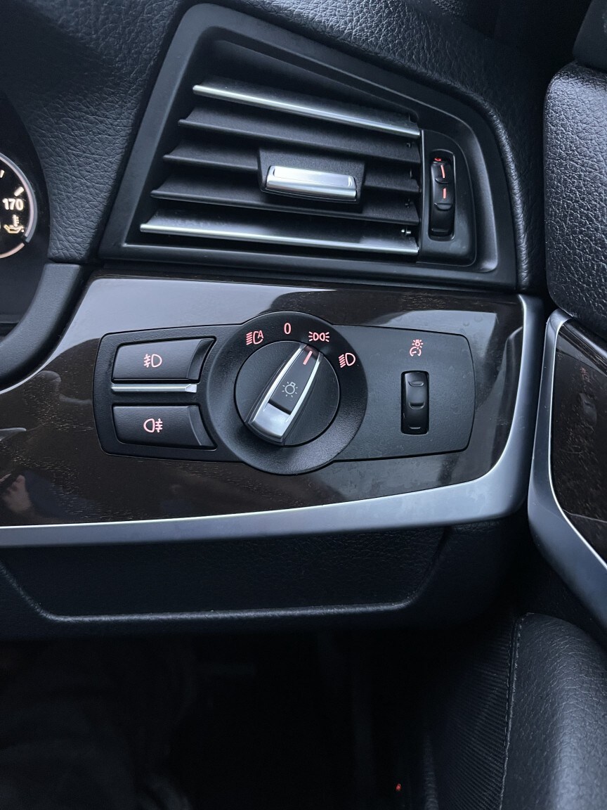 Used BMW 5 Series 2015 for sale - 77508588: Photo 28