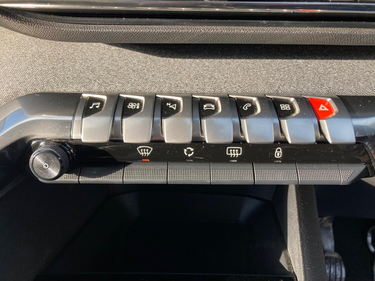 Used Peugeot 3008 2022 for sale - 77253799: Photo 18