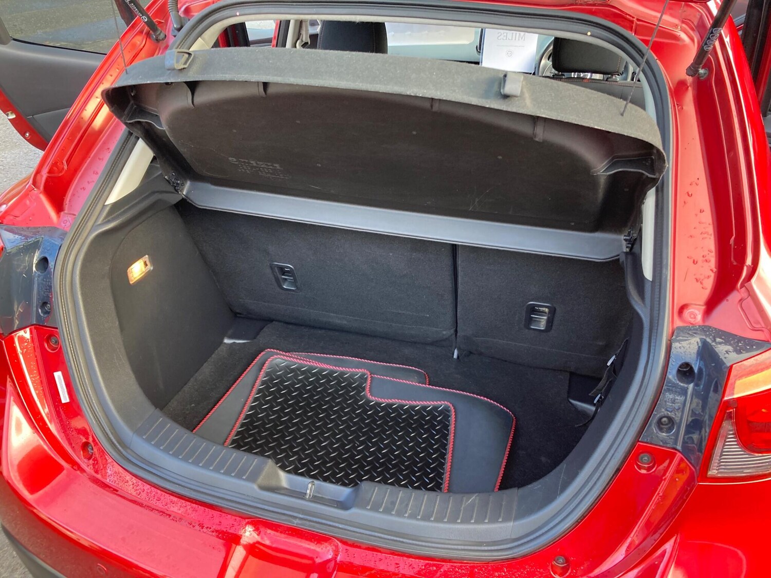 Used Mazda Mazda2 2016 for sale - 77255597: Photo 10