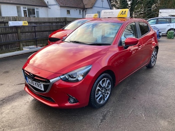 Used Mazda Mazda2 2016 for sale - 77255597: Photo
