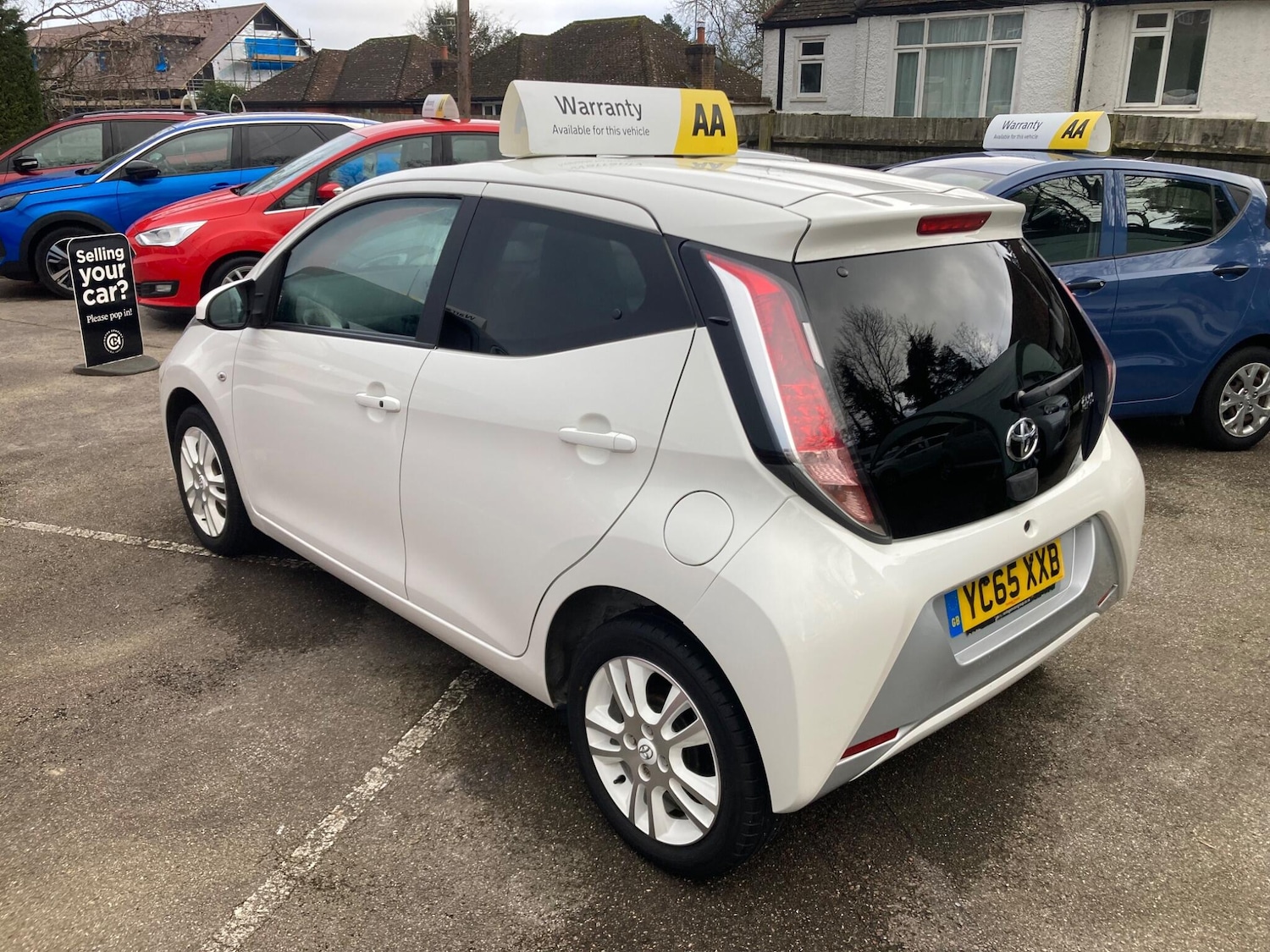 Used Toyota AYGO 2015 for sale - 77612657: Photo 2