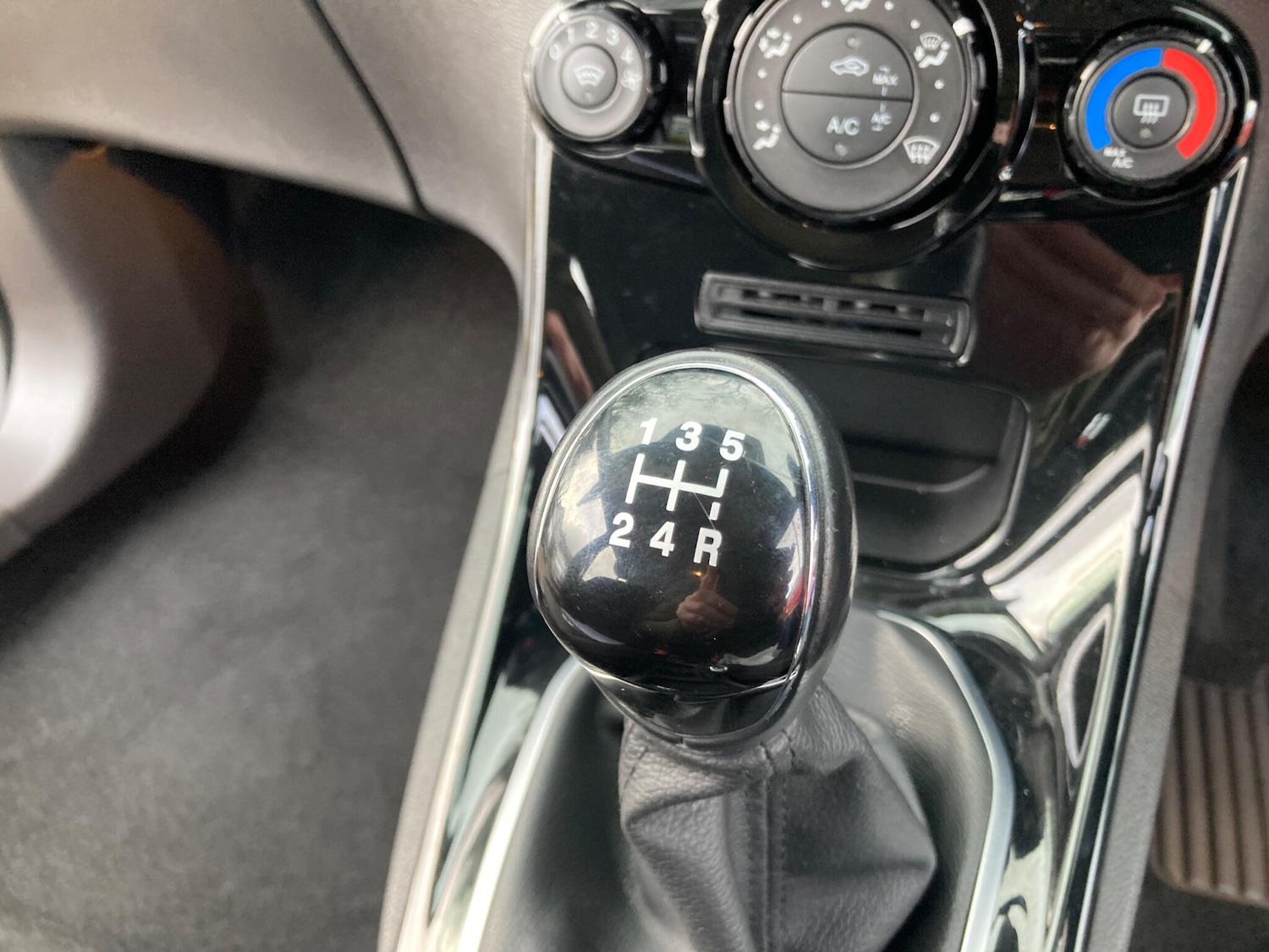 Used Ford Fiesta 2014 for sale - 77456252: Photo 14