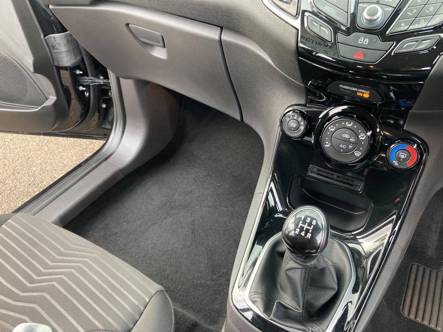 Used Ford Fiesta 2014 for sale - 77456252: Photo 20