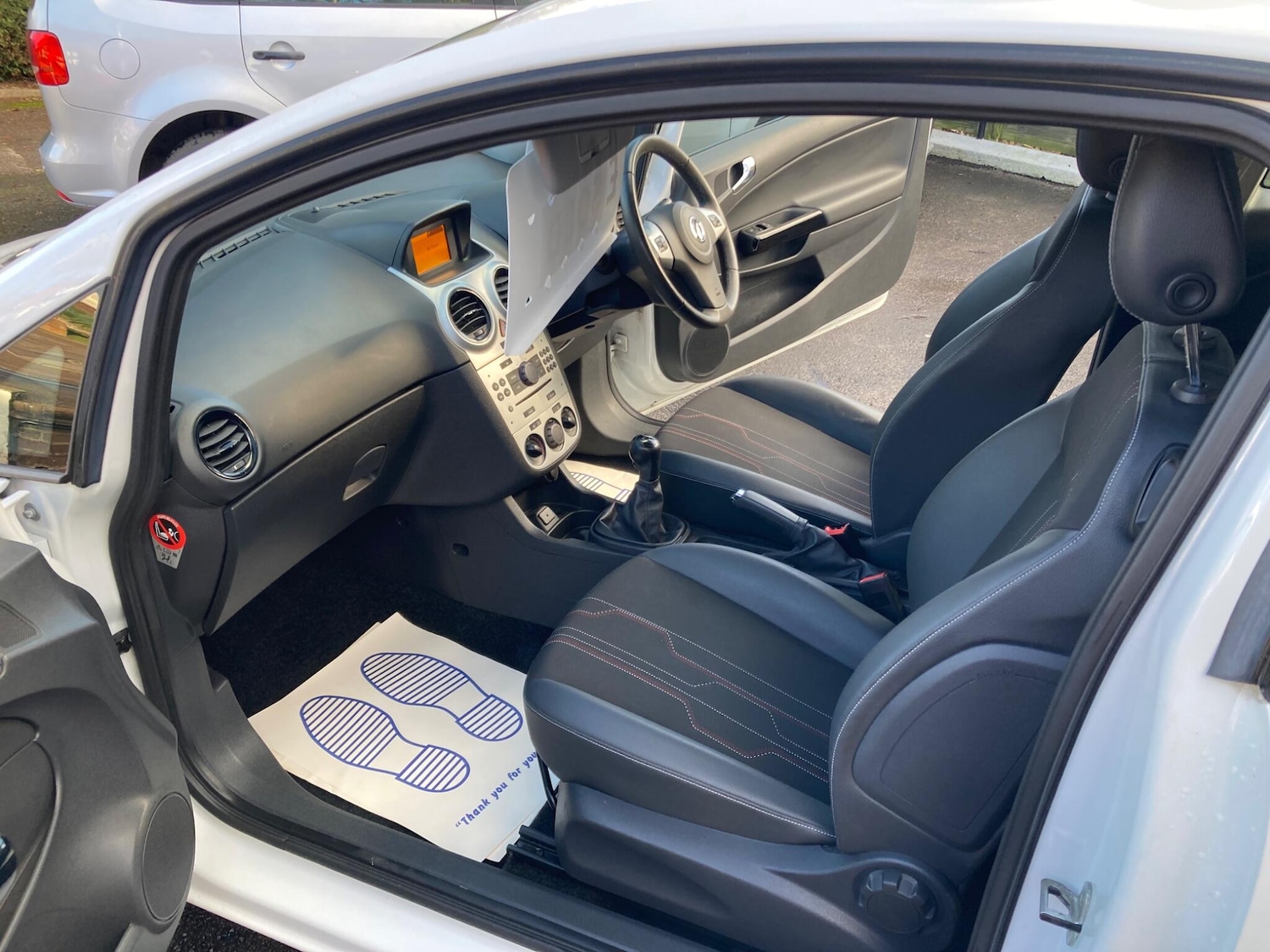 Used Vauxhall Corsa 2012 for sale - 77253823: Photo 8