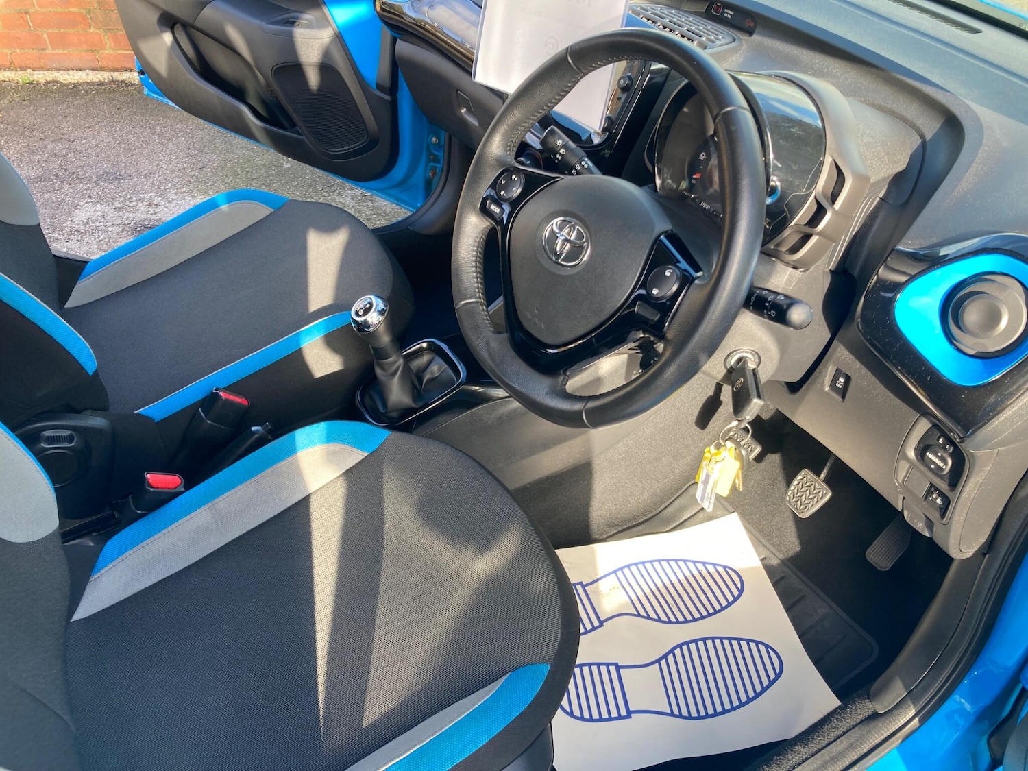 Used Toyota AYGO 2015 for sale - 77396125: Photo 12