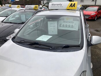 Used Hyundai i10 2015 for sale - 77808642: Photo