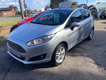 Used Ford Fiesta 2015 for sale - 77853672: Photo