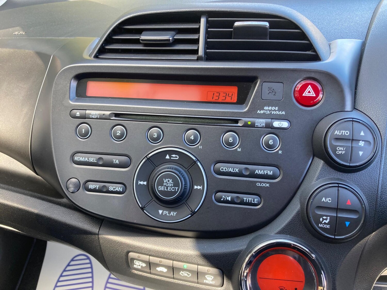 Used Honda Jazz 2013 for sale - 77892322: Photo 17