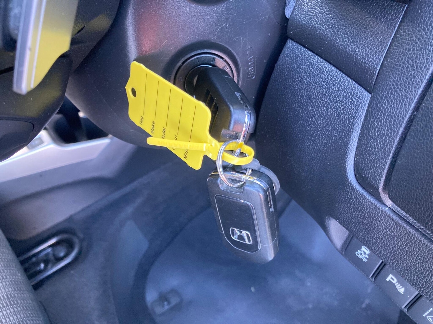 Used Honda Jazz 2015 for sale - 77892613: Photo 14