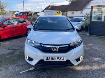 Used Honda Jazz 2015 for sale - 77892613: Photo