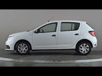 Used Dacia Sandero 2019 for sale - 78673709: Photo
