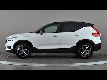 Used Volvo XC40 2022 for sale - 78920503: Photo