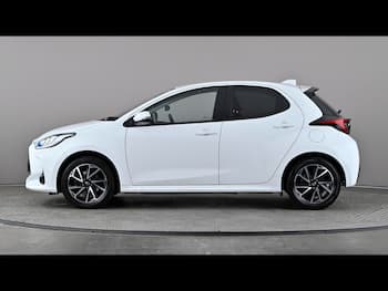 Used Toyota Yaris 2023 for sale - 79760849: Photo