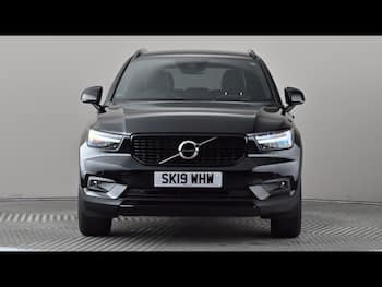 Used Volvo XC40 2019 for sale - 79825635: Photo