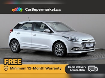 Used Hyundai i20 2017 for sale - 76502938: Photo