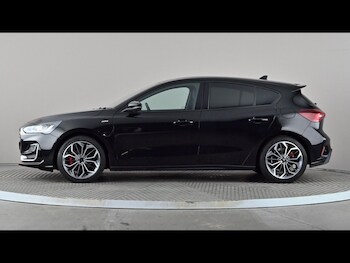 Used Ford Focus 2022 for sale - 79183844: Photo