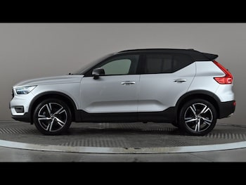 Used Volvo XC40 2018 for sale - 78944395: Photo