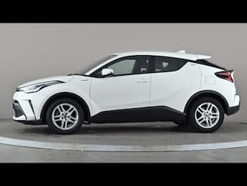 Used Toyota C-HR 2021 for sale - 79771169: Photo
