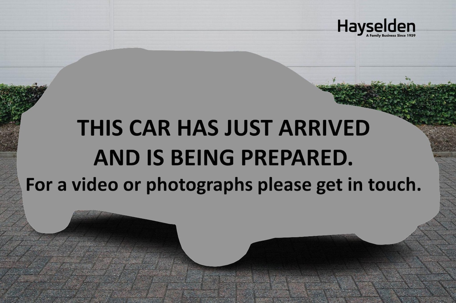 Used Volkswagen T-Roc 2025 for sale - 76741439: Photo 1