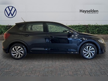 Used Volkswagen Polo 2022 for sale - 76222056: Photo