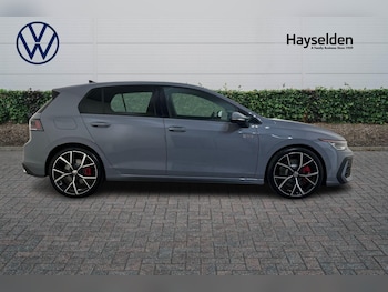 Used Volkswagen Golf 2025 for sale - 76680599: Photo