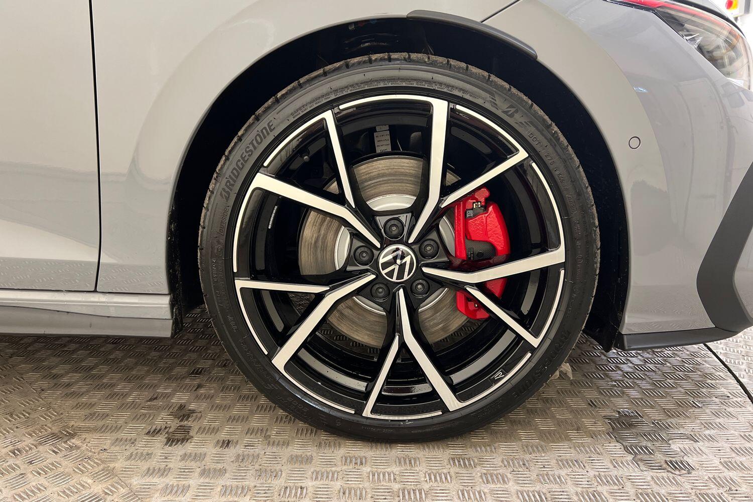 Used Volkswagen Golf 2025 for sale - 76680599: Photo 5