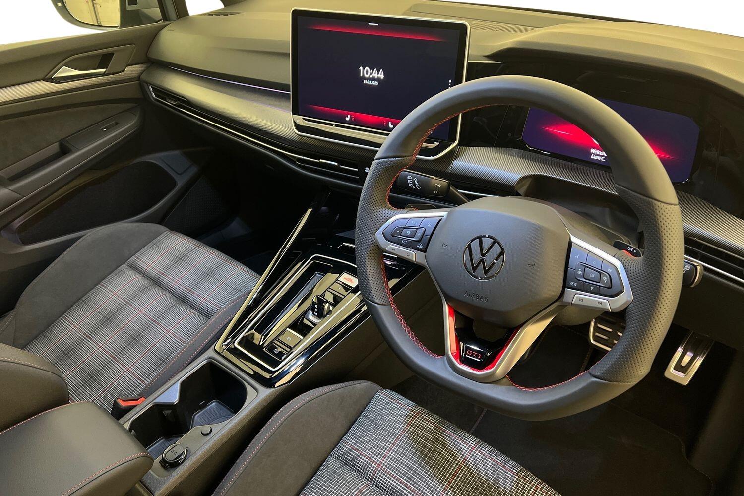 Used Volkswagen Golf 2025 for sale - 76680599: Photo 6