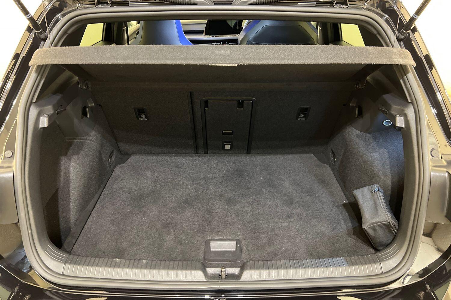 Used Volkswagen Golf 2023 for sale - 76676103: Photo 12