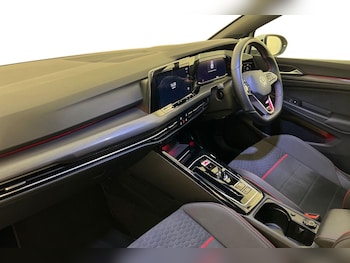 Used Volkswagen Golf 2023 for sale - 76675866: Photo