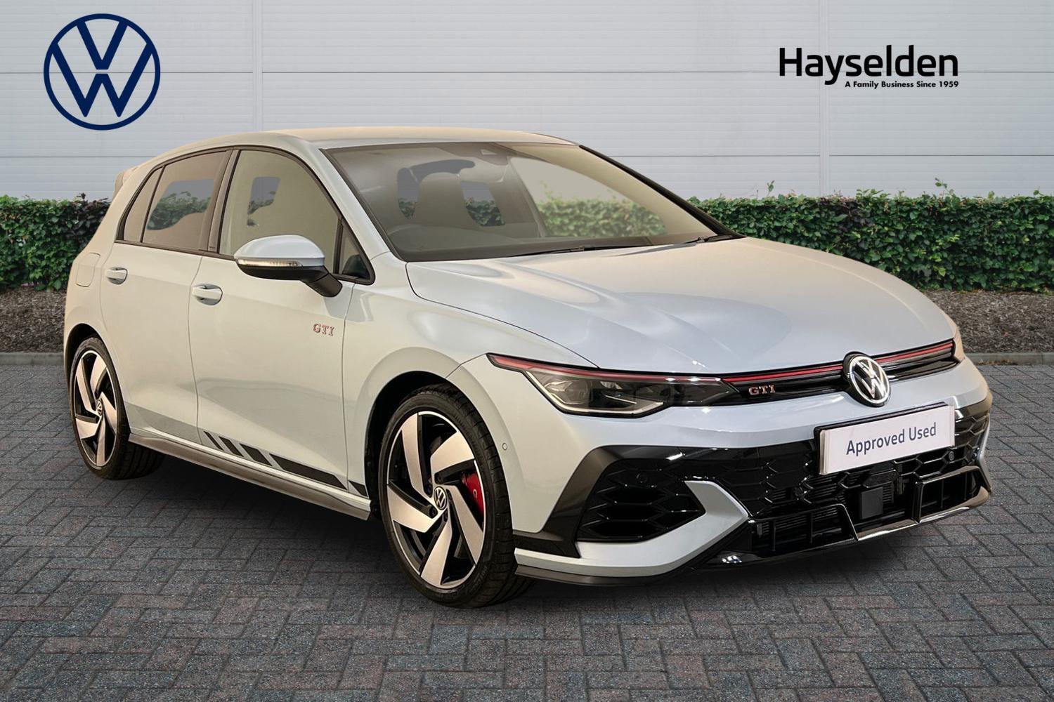 Used Volkswagen Golf 2025 for sale - 76680573: Photo 1