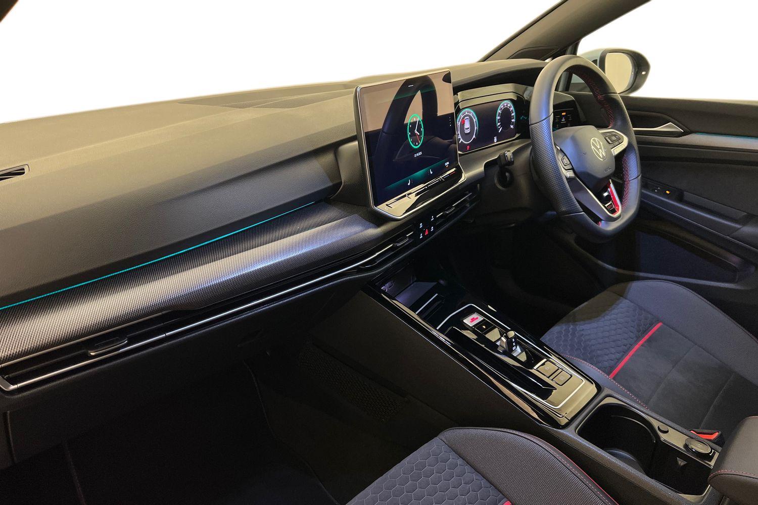 Used Volkswagen Golf 2025 for sale - 76680573: Photo 2