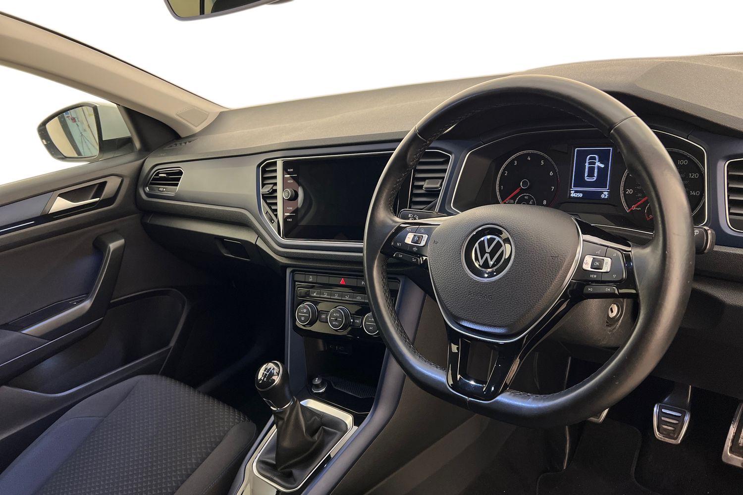 Used Volkswagen T-Roc 2020 for sale - 76680810: Photo 6