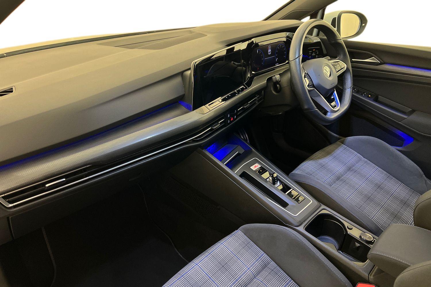 Used Volkswagen Golf 2021 for sale - 76673988: Photo 2