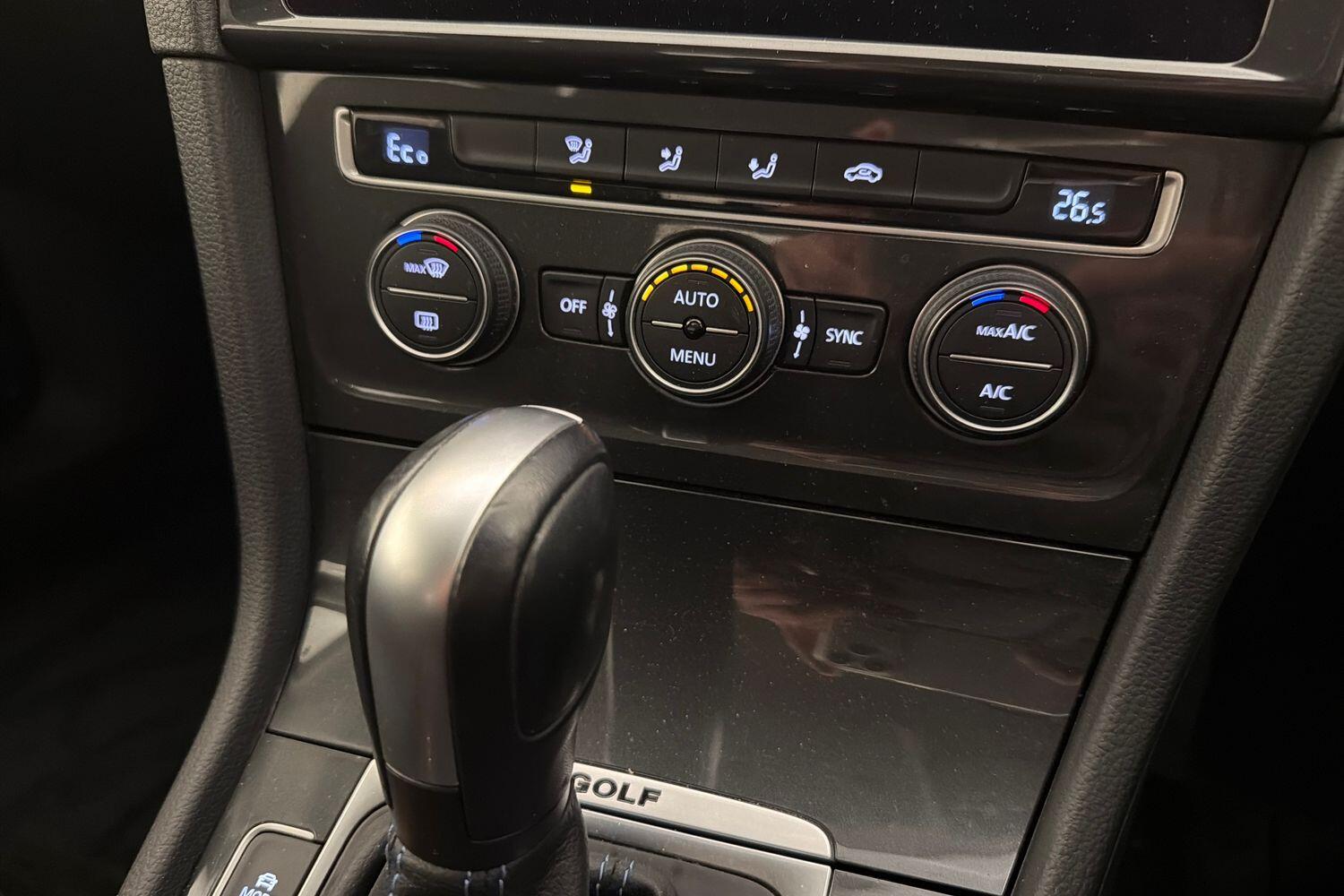 Used Volkswagen Golf 2020 for sale - 76681165: Photo 20