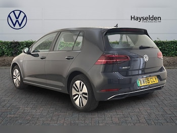 Used Volkswagen Golf 2020 for sale - 76681165: Photo