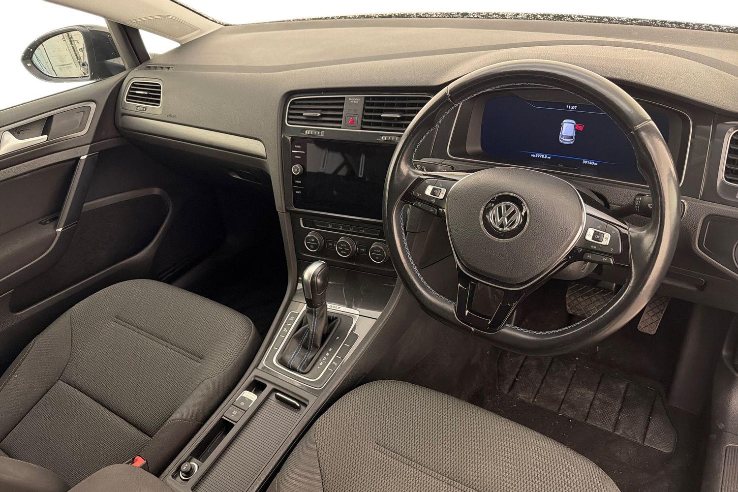 Used Volkswagen Golf 2020 for sale - 76681165: Photo 6