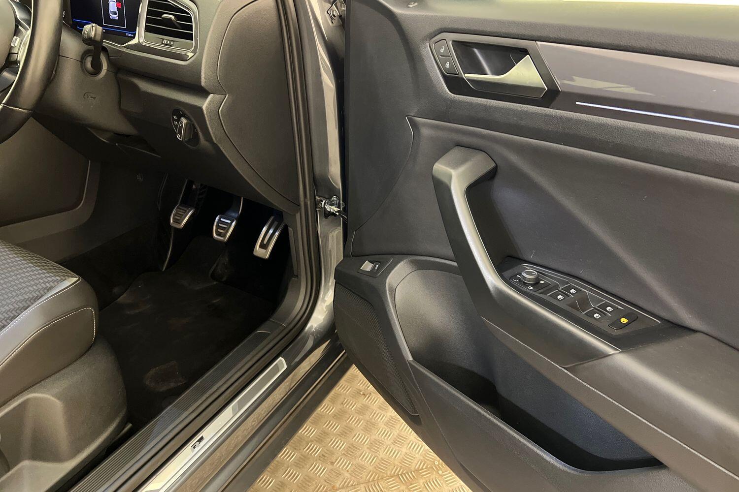 Used Volkswagen T-Roc 2020 for sale - 76680950: Photo 18