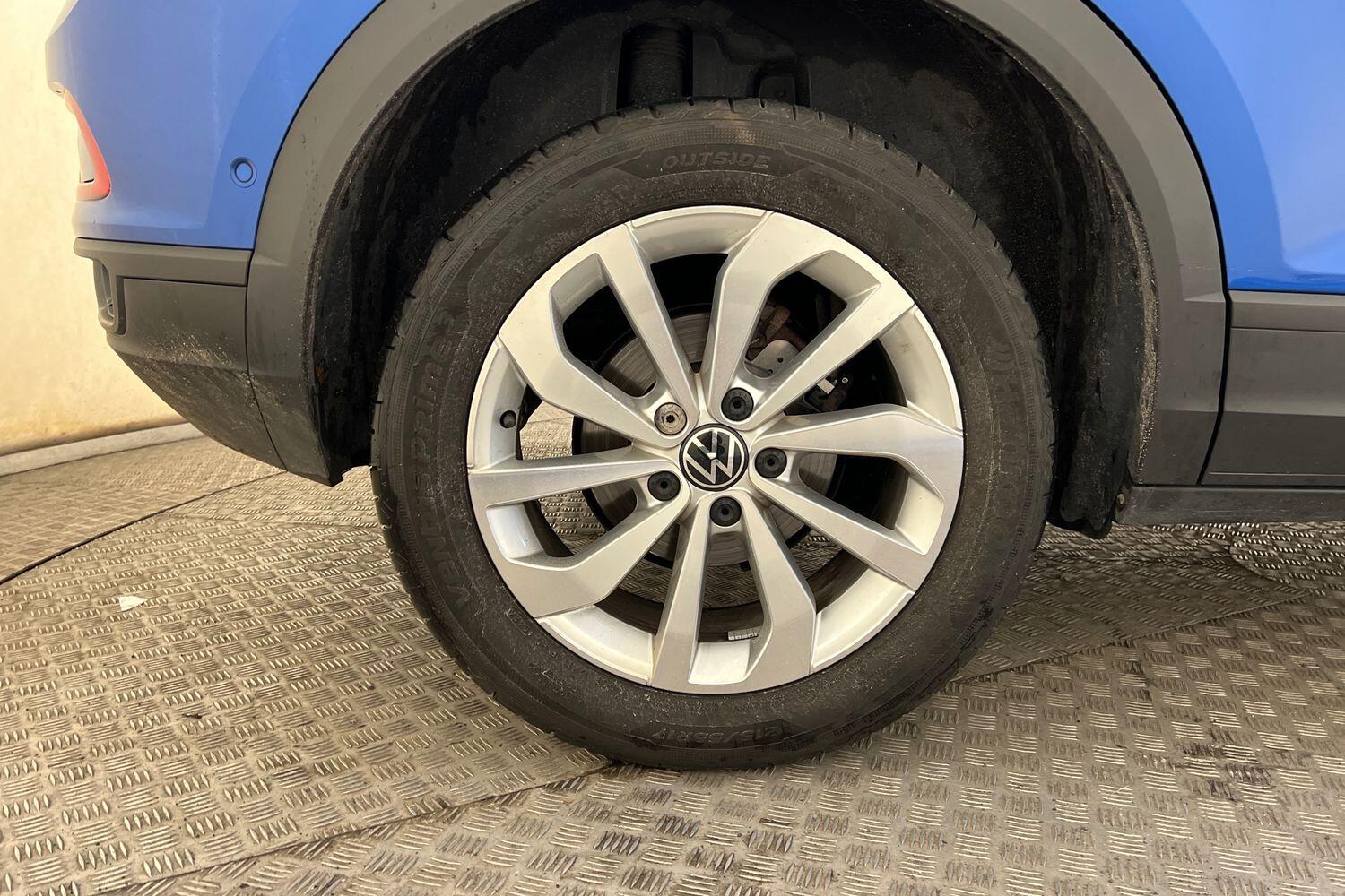 Used Volkswagen T-Roc 2024 for sale - 76678246: Photo 5