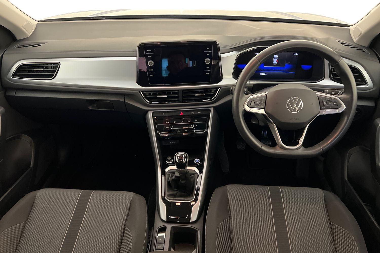 Used Volkswagen T-Roc 2024 for sale - 76678246: Photo 8