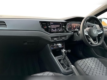 Used Volkswagen Taigo 2024 for sale - 76677571: Photo