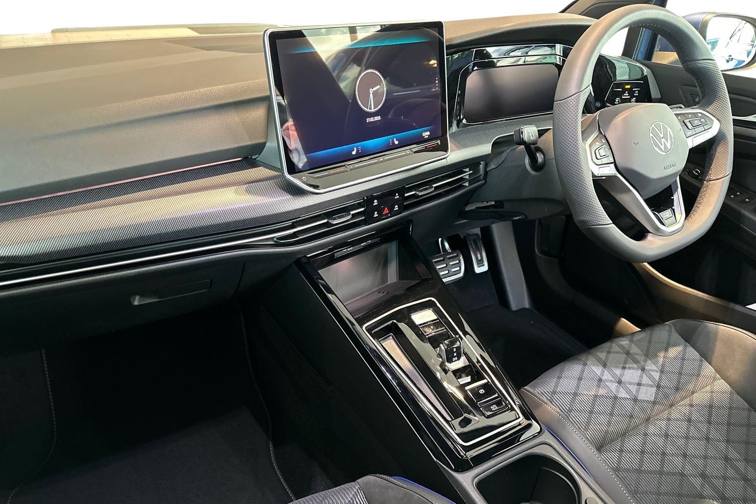 Used Volkswagen Golf 2025 for sale - 76680657: Photo 2