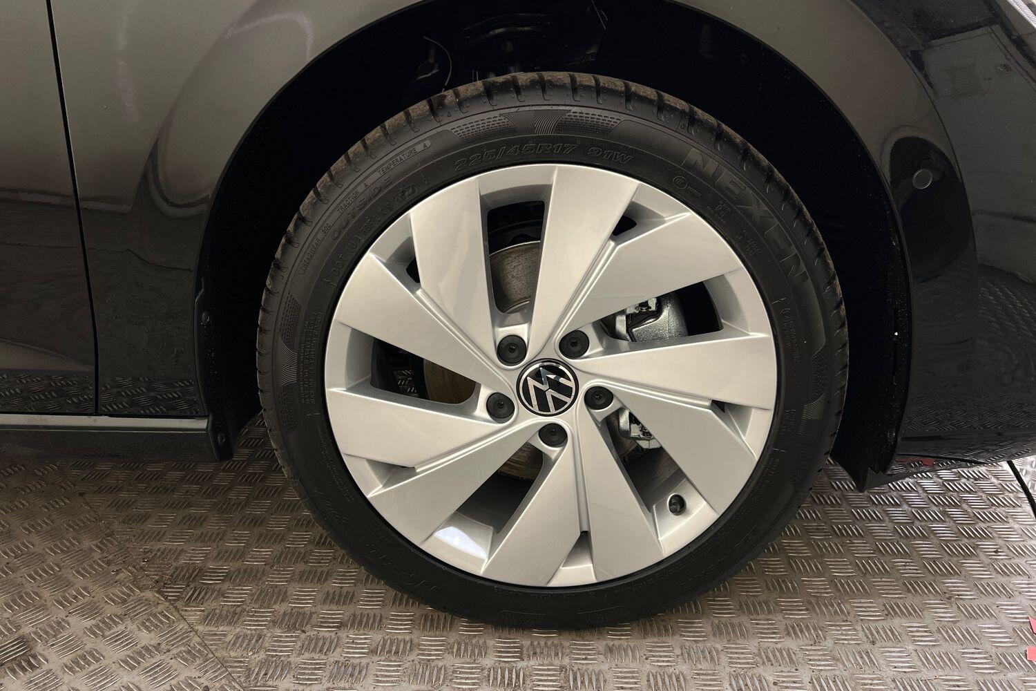 Used Volkswagen Golf 2025 for sale - 76679986: Photo 5