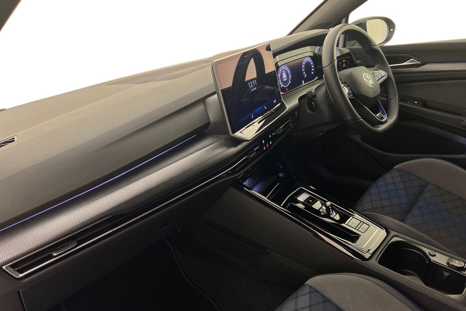 Used Volkswagen Golf 2025 for sale - 76680344: Photo 2